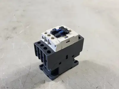 NEW R&M MATERIALS HANDLING 52296550