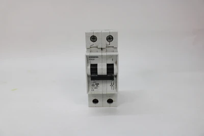 NEW SIEMENS 5SX2 216-7