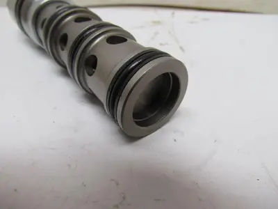 Sun Hydraulics OJ72 LHHAXEN Sun Hydraulic Cartridge Valve USED