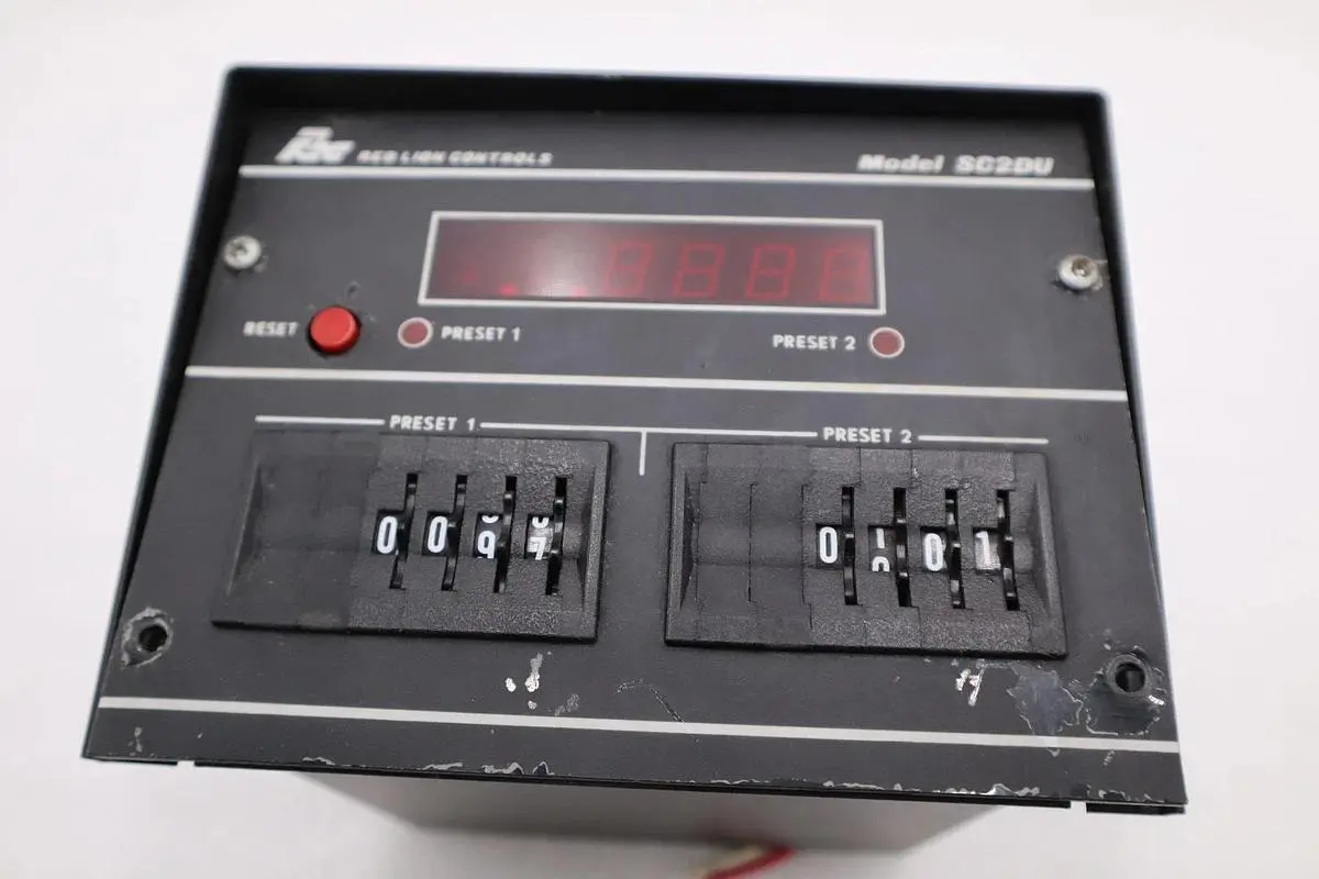 Red Lion Controls SC2DU Preset-Able Counter STOCK 3489A