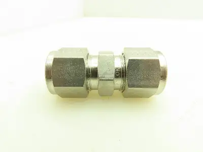 Tylok SS-8-DU Double Ferrule Union 1/2 " Tube 316 Stainless Lot Of 6