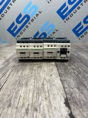 SCHNEIDER LC1D18 Electrical/PLC/Automation | ESS Industrial Equipment Sales (2)