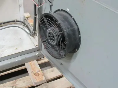 GE 7VNES030CDO1 50HP Adjustable Speed AC Drive System In Cabinet 500V 127A