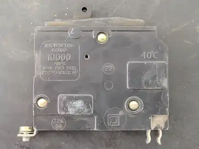 USED SQUARE D QOB115