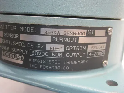 NEW FOXBORO 893RA-QFSN000 TEMPERATURE TRANSMITTER 893RAQFSN000