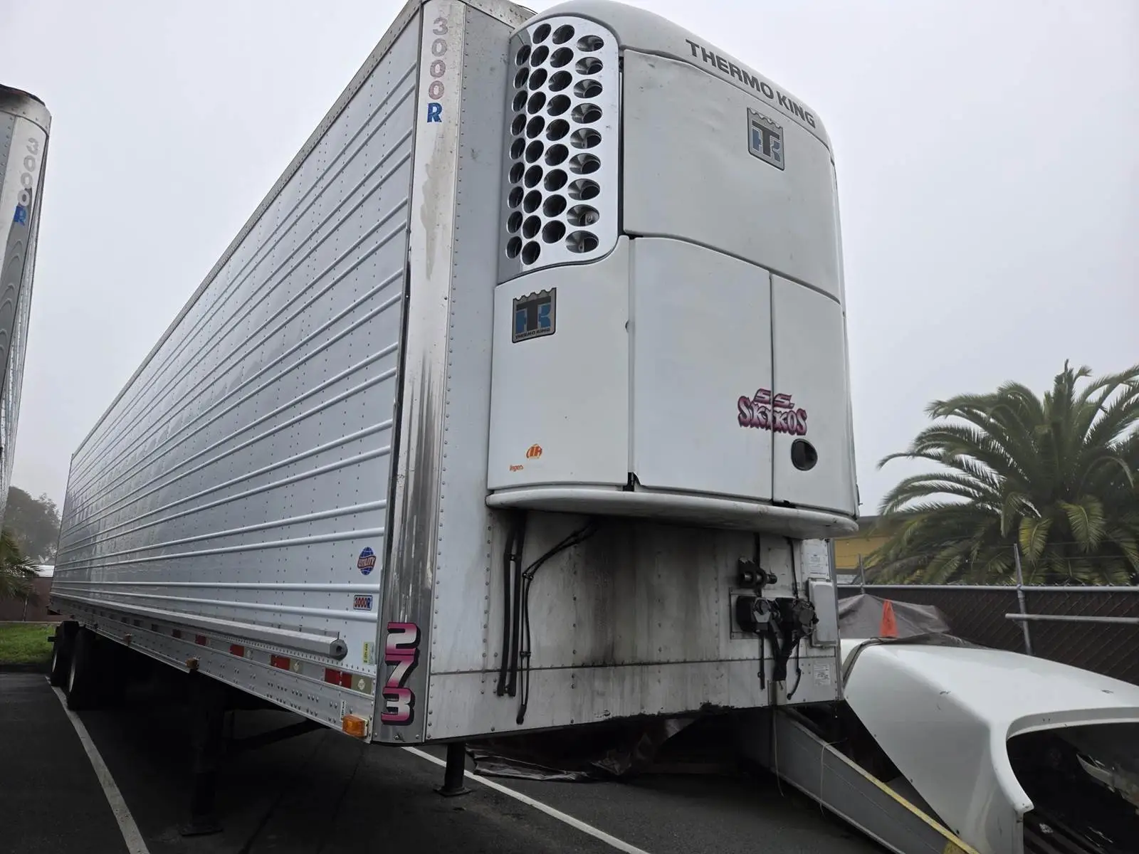 USED 2011 UTILITY 53FT