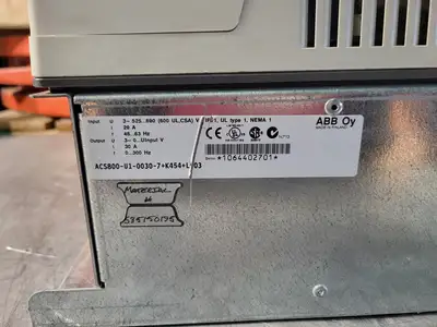 NEW ABB ACS800-U1-0030-7 K454 L503