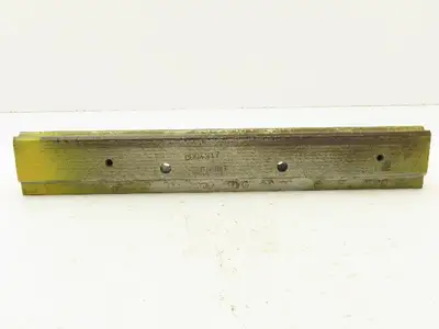 Press Brake Die 15-7/8" Long 90° V 9/16" W 1/4" D 1-3/4" H 1/2" Tang