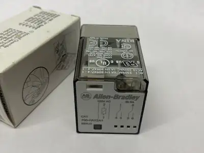 USED ALLEN-BRADLEY SER. D DIRECT PLUG-IN RELAY 2 C/O 120V AC