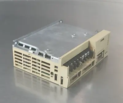 YASKAWA Electric Servopack SGDA-01AS Servopack (BIN2.3.3)