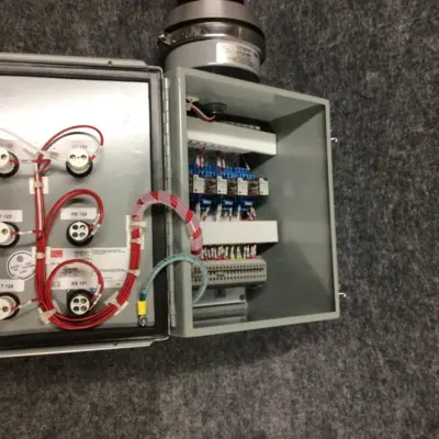 New | in-Stock Airgas 51R-N5-40W Misc Industrial Equipment California US | Davliegogo LLC #1729478