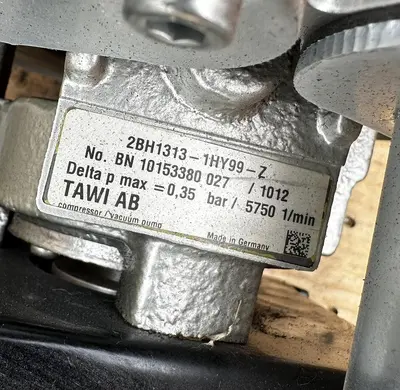 Tawi Lyftman Vacuum Lift System Pump SA350/2 ~ Foot VM180~ Filter unit ~ 40' in Rails +