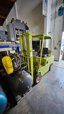 Used CLARK C500-40 Misc Forklifts California US | Sterling Machinery Exchange #1466154
