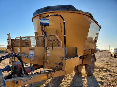 USED 2014 HAYBUSTER CMF-830
