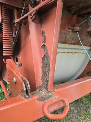 USED 2003 HESSTON 4655