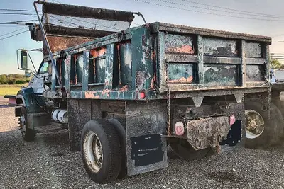 Used 1998 GMC TOP KICK C5500 Dump trucks Michigan US | Proxy Equipment #1378332