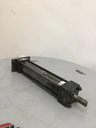 Used PARKER 03.25 H2HTS182M / 16.000 Cylinders Michigan US | Ideal Machinery #605220