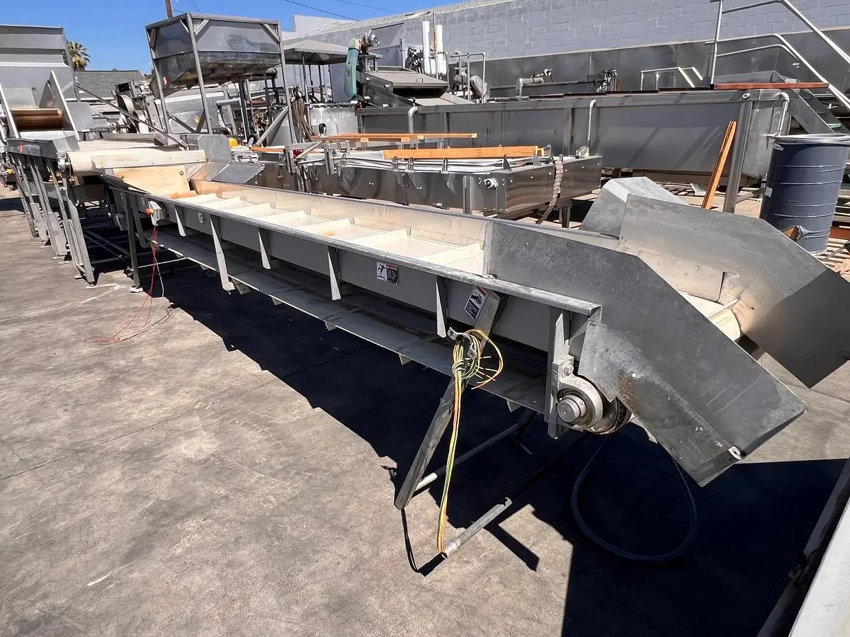 Conveyor, Belt, 24” x 15’-10”, Product Elevator, Stainless Steel, Cleated Belt, #5991526