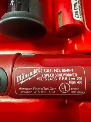 Used _UNKNOWN_ _UNKNOWN_ Screw Drivers Ohio US | Myron Bowling Auctioneers Inc #1504245