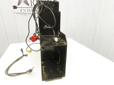 Toyota 1250620/004 Four Battery Charging Tower Off 8HBW23 Pallet Jack READ