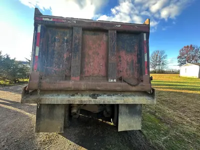 Used 2002 MACK RD688S Dump trucks Ohio US | Proxy Equipment #1380926