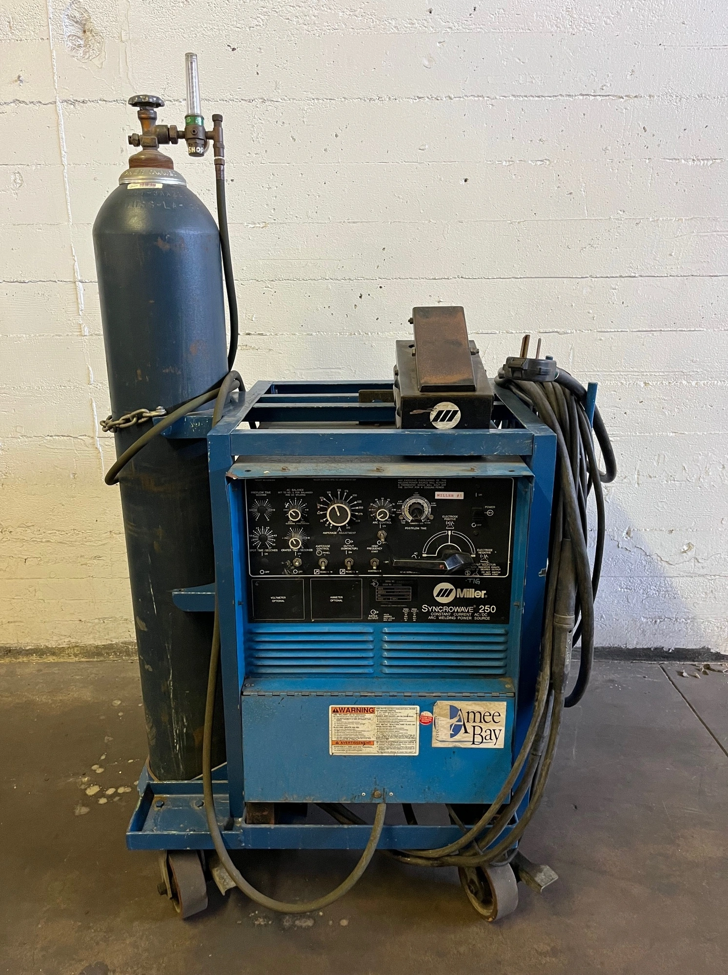 USED MILLER SYNCROWAVE 250