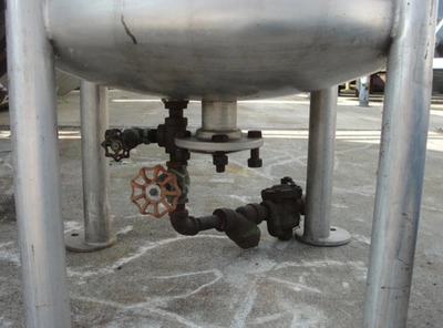 SPC7427  Tank 120 gallon vertical tank, Stainless Steel, 15 PSI @250 degrees F jacket, dish