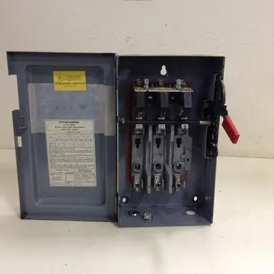 USED CUTLER HAMMER DH361