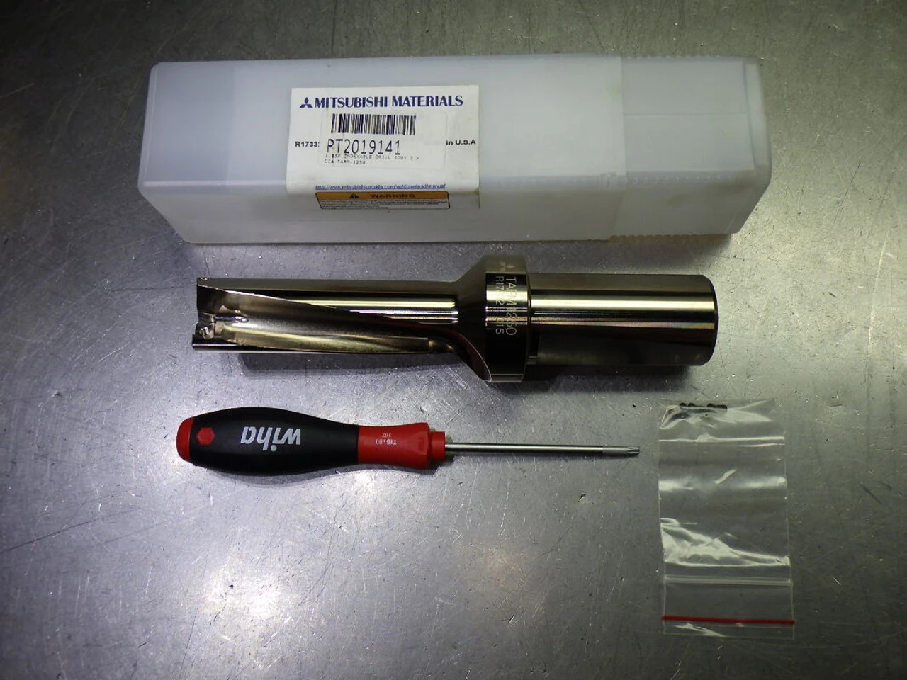 Mitsubishi 1.25" Coolant Thru Indexable Drill 1.5" Shank TAFM1250 (LOC2423A)