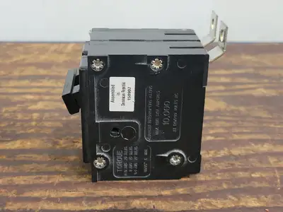 Used CUTLER-HAMMER BA220 Switchgears British Columbia CA | Lenmark #241982