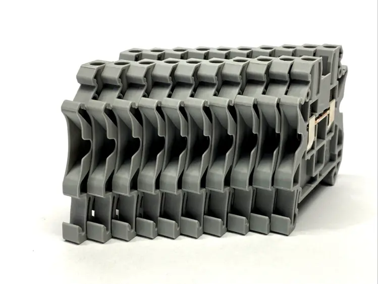Used Schneider Electric NSYTRV22 Terminal Blocks Michigan US | Maverick Industrial Sales #1455699