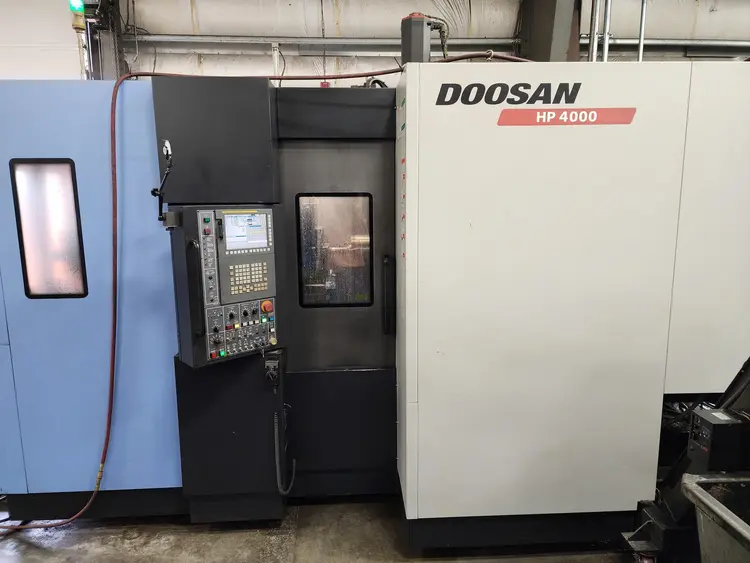 Used 2012 DOOSAN HP4000II Horizontal Machining Centers Illinois US | Aucto #1424263