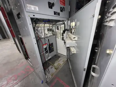 2000 Amps, 4760 Volts, 3 Phase Switchgear Unit