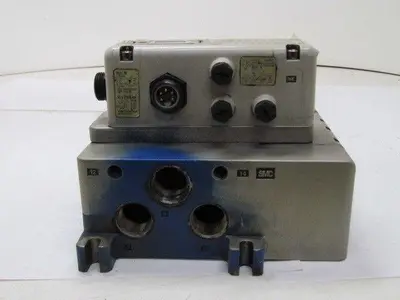 SMC VV892-04S-SUQW06BT-W1 9 Station Valve Island Manifold S/B Ports 1/2 NPT