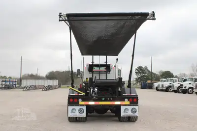 New | in-Stock 2026 INTERNATIONAL HX Rolloff Trucks Texas US | Roll Off Truck World #1491815