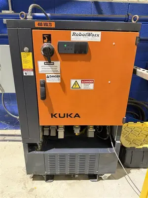 KUKA KR 210 R3100 Ultra F Robot | Universal Press & Machinery (UPM) (10)