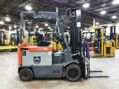 USED 2017 TOYOTA 7FBCU35