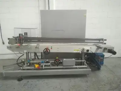 Serpa model 120 stainless steel vertical cartoner for bottles
