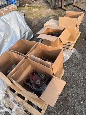 White Superior Cylinder Engine Heads PN 031-597