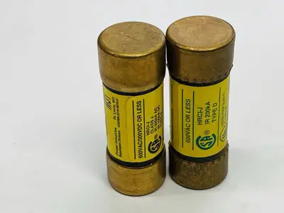 Used Cooper Bussmann 1 Amp Low Peak Dual Element Time Delay Fuse Fuses Michigan US | Maverick Industrial Sales #1483094