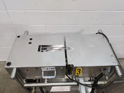 Cryovac Bag Opener