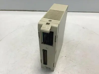 USED OMRON C200H-ID212