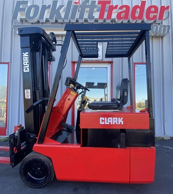 USED CLARK TM17