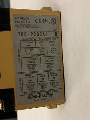 USED ALLEN-BRADLEY 700-P200A1