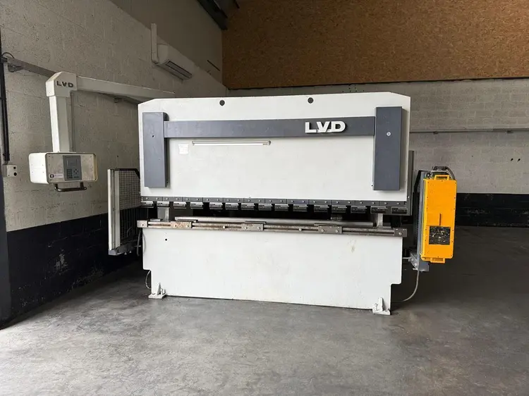 Used LVD PPBL 100 TON X 3100 MM NC Press Brakes | Apt International N.V #372982
