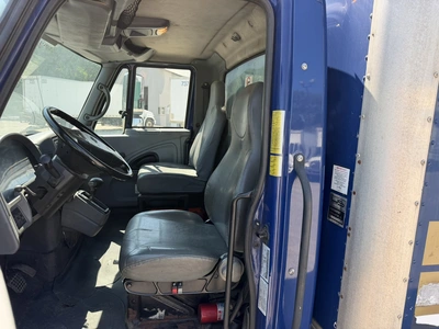 Used 2006 INTERNATIONAL 4300 SBA4X2 Box trucks Indiana US | Miedema Asset Management Group #1414591