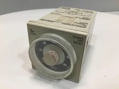 USED OMRON H3CR-H8L
