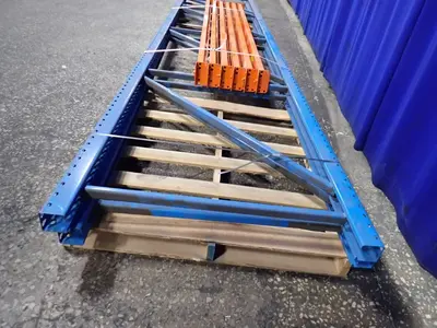Pallet Racking - Teardrop
