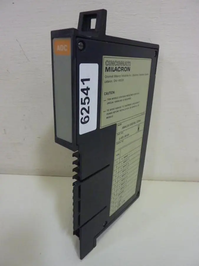 USED CINCINNATI MILACRON 3-531-3915A