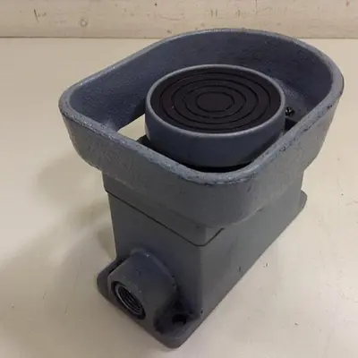 USED ALLEN BRADLEY 800P-1S1BBS SER C